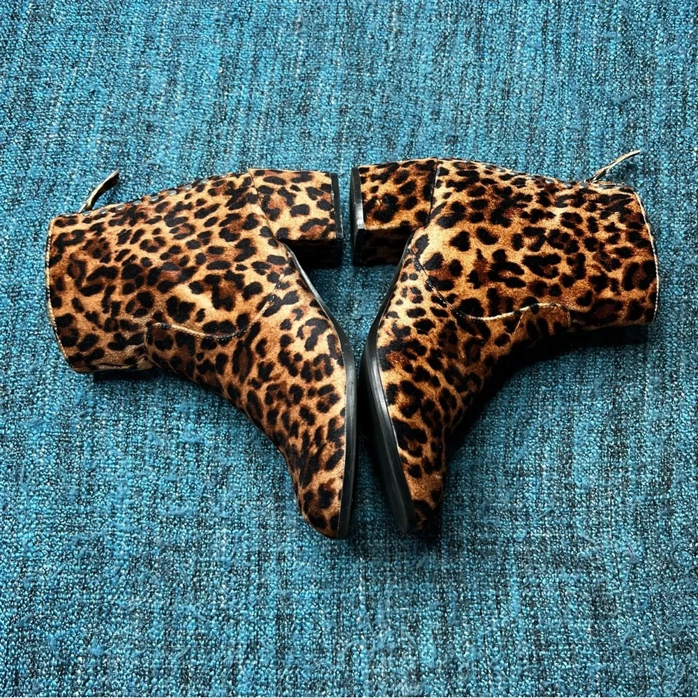 Dolce Vita Leopard Print Ankle Booties in Brown Black